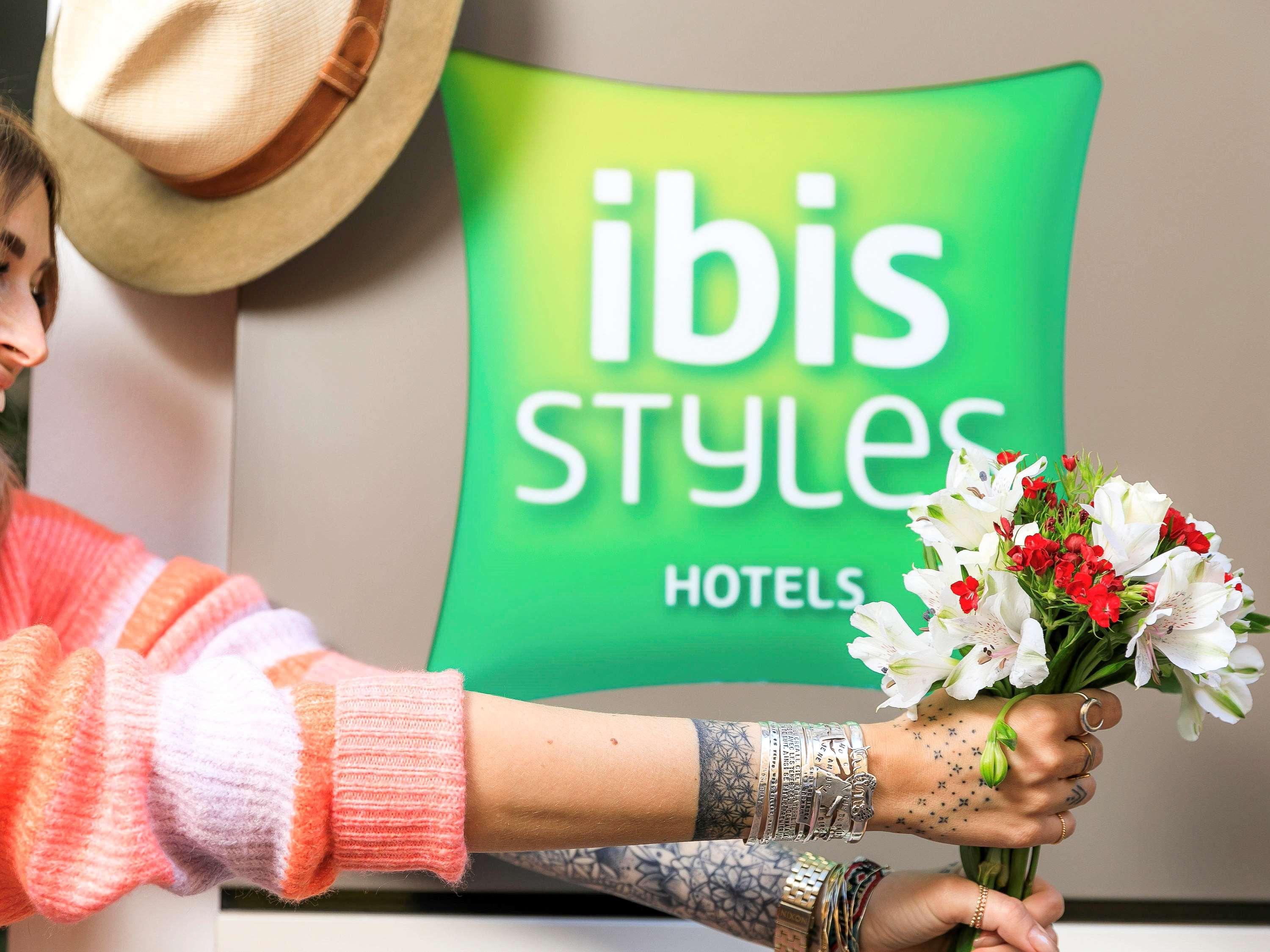 Ibis Styles Kuala Lumpur Fraser Business Park Extérieur photo